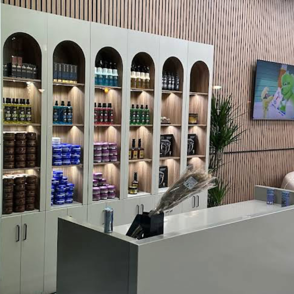 Stagiair(e) Haarverzorging / Barber – Noah Kappers Lent Beschikbaarheid: 2 à 3 dagen per week | Duur: 3 tot 12 maanden | Start: per direct